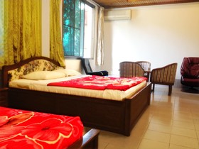 Royal White Elephant Hotel