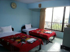 Sunflower Hotel