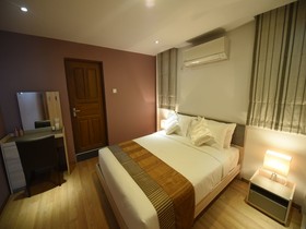The Varsity Apartments