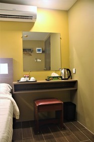 The Vibe Inn
