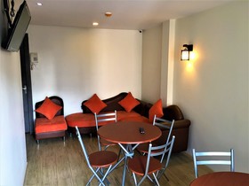 The Vibe Inn