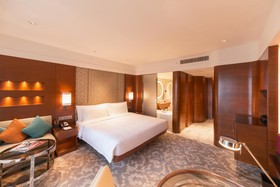 Crowne Plaza Macao