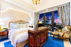 Legend Palace Hotel