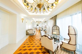 Legend Palace Hotel