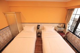 Happy Family Hotel