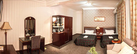 Royal Suites Hotel