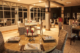 Royal Suites Hotel