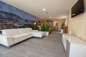 39 St. George