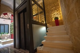 39 St. George