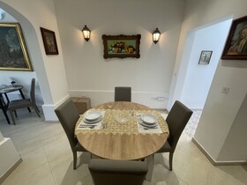 Alina Boutique Living