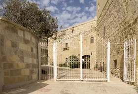 Gozo House of Character