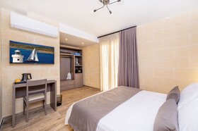 C4 Retreats By Georges Boutique Living