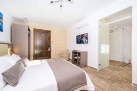 C4 Retreats By Georges Boutique Living