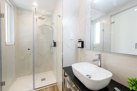 C4 Retreats By Georges Boutique Living