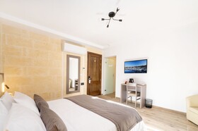 C4 Retreats By Georges Boutique Living