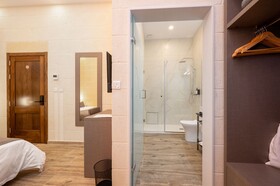 C4 Retreats By Georges Boutique Living