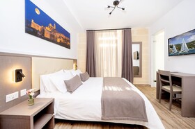 C4 Retreats By Georges Boutique Living