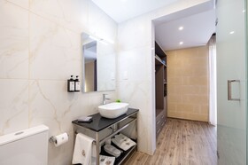 C4 Retreats By Georges Boutique Living