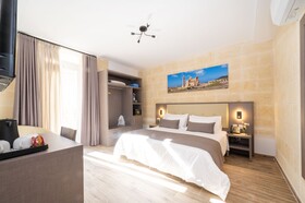 C4 Retreats By Georges Boutique Living