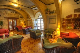 Cornucopia Hotel