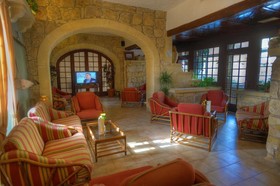 Cornucopia Hotel