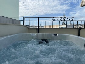 Royale Sainte Helene Boutique Hotel