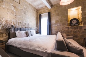 Talbot and Bons Boutique Bed & Breakfast