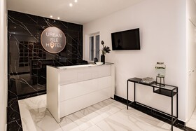 Urban Isle Hotel
