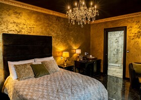 Julina Boutique Living