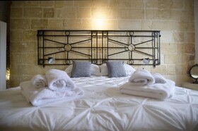 Senglea Suites