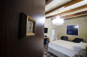 Senglea Suites