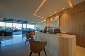 Land's End, Boutique Hotel