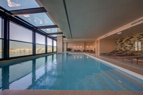 Land's End, Boutique Hotel