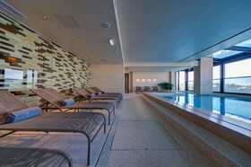 Land's End, Boutique Hotel