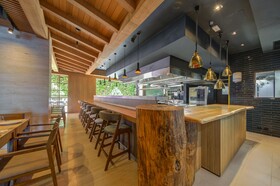 Land's End, Boutique Hotel