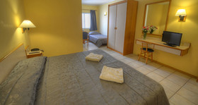 Sliema Chalet Hotel