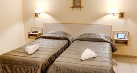 Sliema Chalet Hotel