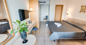 Sliema Chalet Hotel