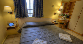 Sliema Chalet Hotel