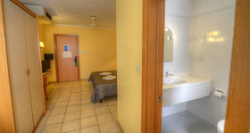 Sliema Chalet Hotel