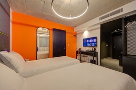 Ikyk Hotel
