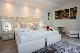 J'Me Boutique Hotel