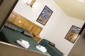 Canifor Hotel