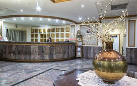 Canifor Hotel