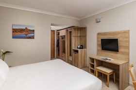 Qawra Palace Resort & SPA