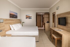 Qawra Palace Resort & SPA