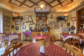 Green Grove Guest House