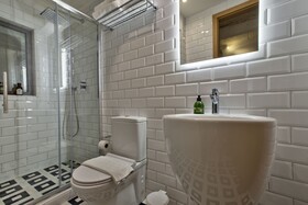 Barrakka Suites