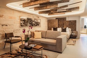Iniala Harbour House