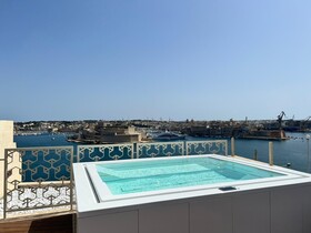 Iniala Harbour House